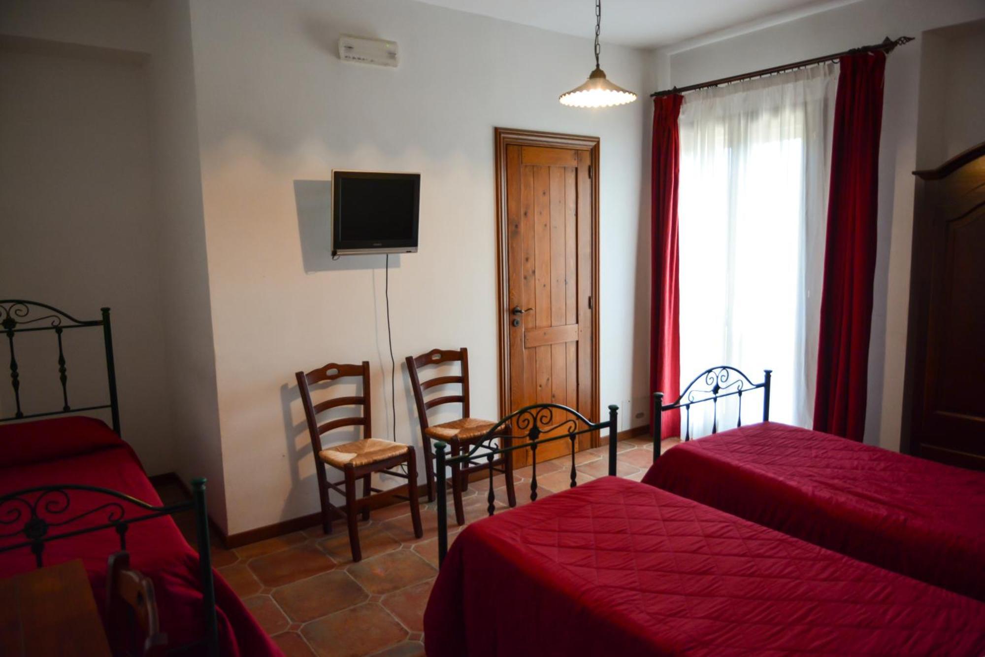 Agriturismo Biorussi كاربينو المظهر الخارجي الصورة